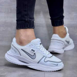 Nike PRO 2025